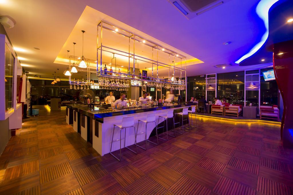โรงแรมปารามี ย่างกุ้ง ภายนอก รูปภาพ
